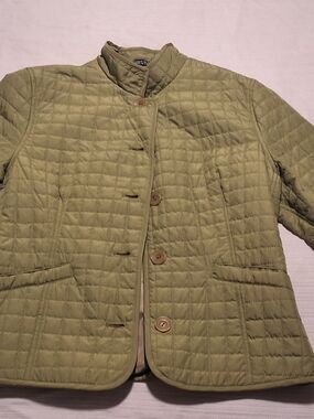 Lightweight Quilted Jacket in Olive Green by